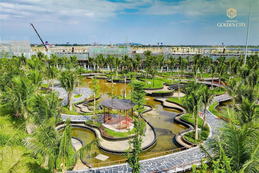 Vốn 3,1 tỷ  song lập 180m2  4 tầng đối diện bể bơi kính 4 mùa, view sông vin dương kinh 11 tỷ