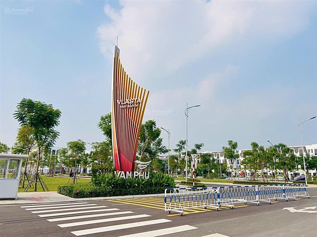 Vốn 2 tỷ quỹ căn vip 4 tầng 88m2 xẻ khe, view công viên, view chung cư vlasta núi đèo  thủy nguyên