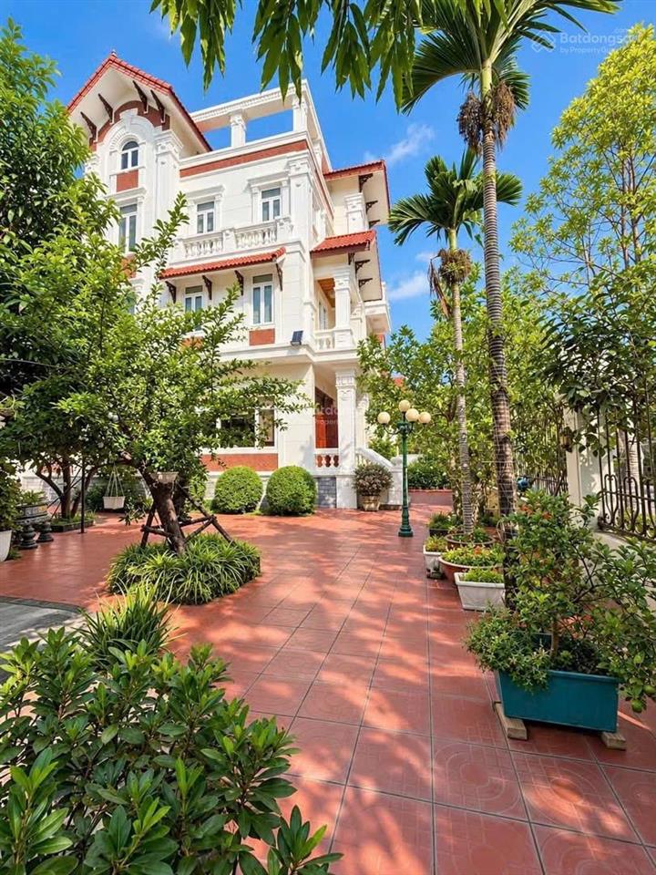 Biệt thự sân vườn đơn lập 400m2 mt rộng, sao đỏ, anh dũng, chủ thiện chí, sđcc, chưa đến 23 tỷ