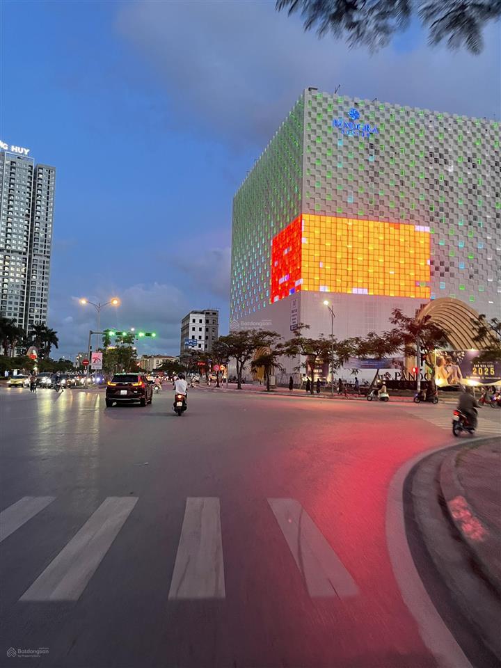 Cđt tặng 999 triệu căn lotus 2n2w 70m2 tầng trung hoàng huy cmc, giá 2,69 tỷ view aeon mall, vinmex