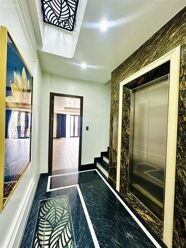 Nhà 6t thang máy ngay siêu thị go, lê hồng phong, 60m2 mt 4,3m full nội thất cao cấp, view vườn hoa