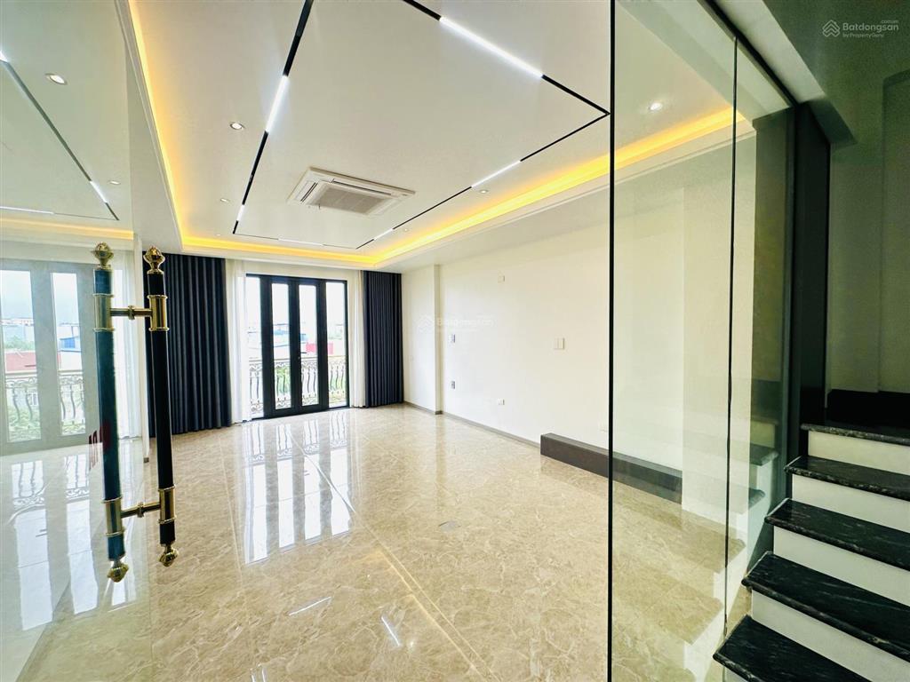 Nhà 6t thang máy ngay siêu thị go, lê hồng phong, 60m2 mt 4,3m full nội thất cao cấp, view vườn hoa