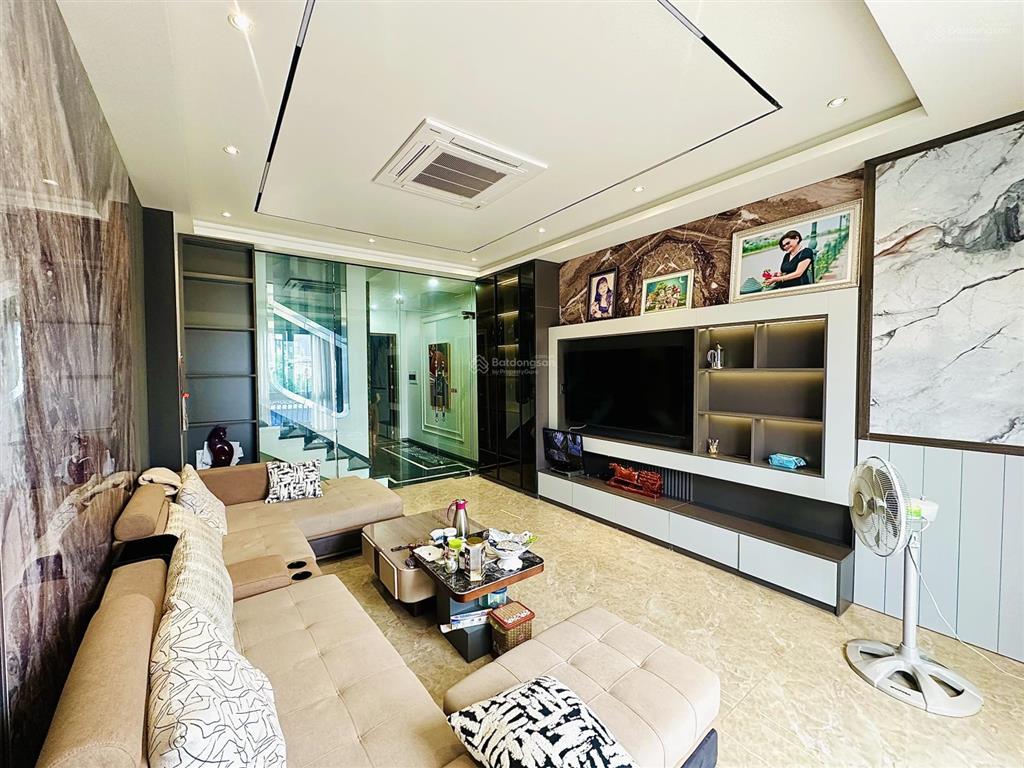 Nhà 6t thang máy ngay siêu thị go, lê hồng phong, 60m2 mt 4,3m full nội thất cao cấp, view vườn hoa