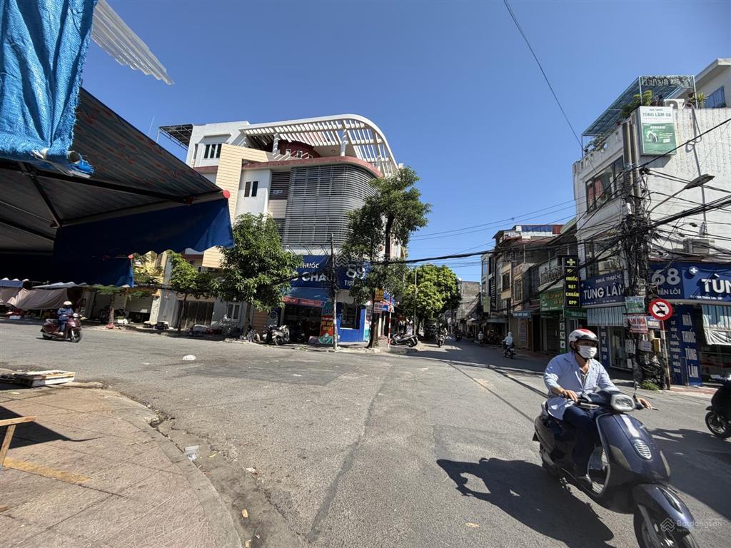 Bán nhà chính chủ 2,39 tỷ gần chợ đôn, thiên lôi, dt 40m2 xây 3 tầng cũ mặt tiền 4,5m, sđ, 08499888