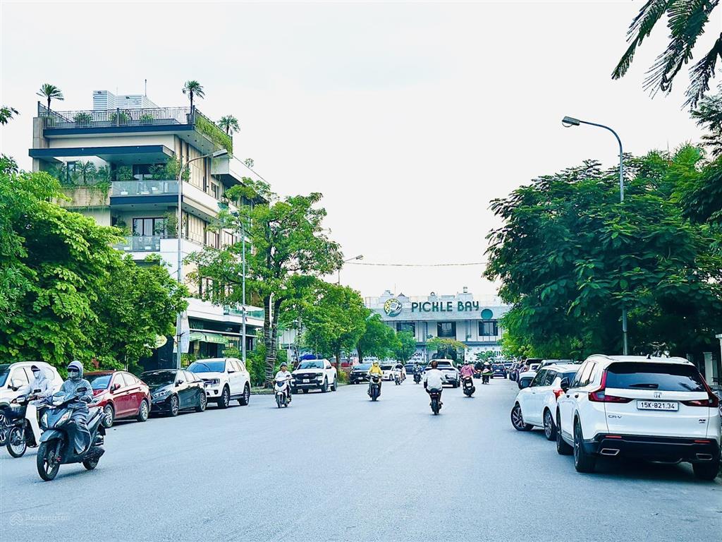 Bán đất 60m2 mặt đường 25m trần hoàn,hải an
sổ đỏ 7,x tỷ xung quanh đã xây kín thông p, bùi viện