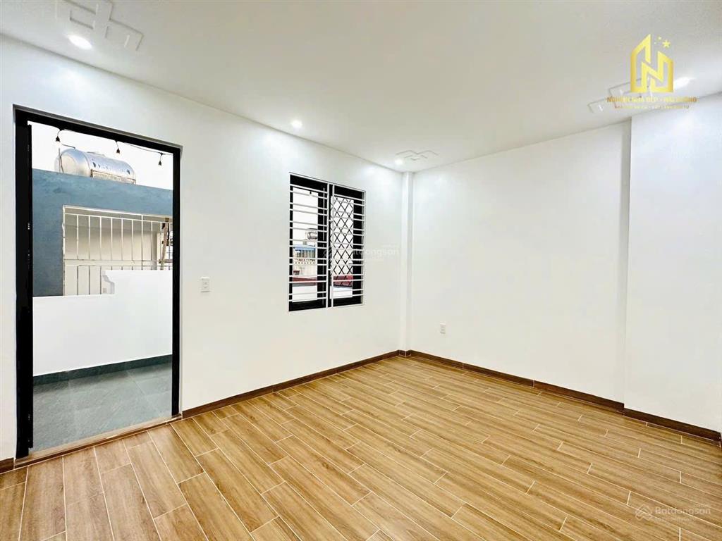 Nhà đẹp xây mới độc lập, full đồ 4 tầng 50m2 phố đông khê, ngay gần lô 22 p, ngõ nông, đông nam