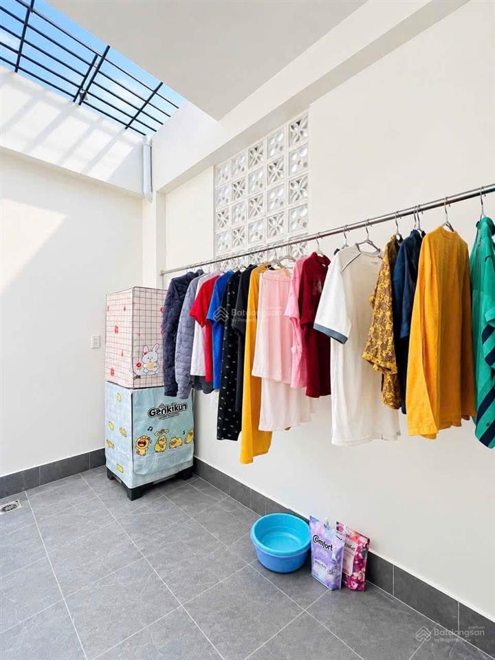 Bán nhà lõi trung tâm hàng kênh mới xây 2 năm 40m2độc lập 3 tầng1 quành nông đến nhà3,3 tỷsđcc
