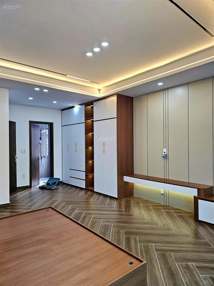 Hạ giá 400tr cho căn góc xây mới54m24 tầng5,2 tỷ hồ sen ngay aeon mall oto đỗ cửa full nội thất