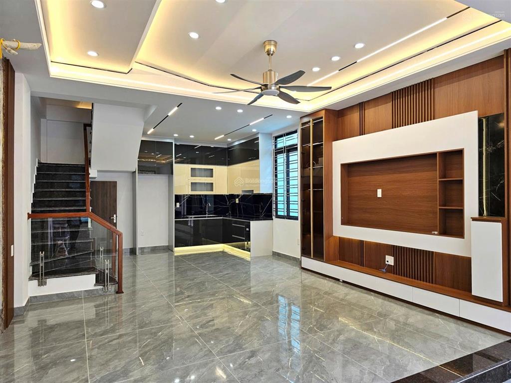 Hạ giá 400tr cho căn góc xây mới54m24 tầng5,2 tỷ hồ sen ngay aeon mall oto đỗ cửa full nội thất