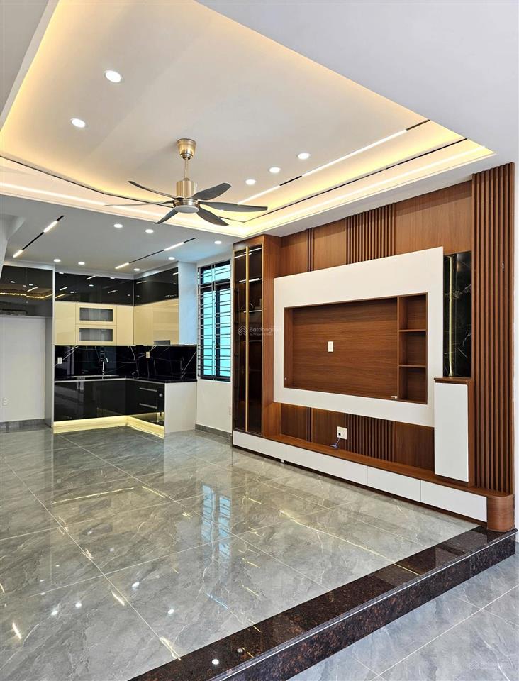 Hạ giá 400tr cho căn góc xây mới54m24 tầng5,2 tỷ hồ sen ngay aeon mall oto đỗ cửa full nội thất