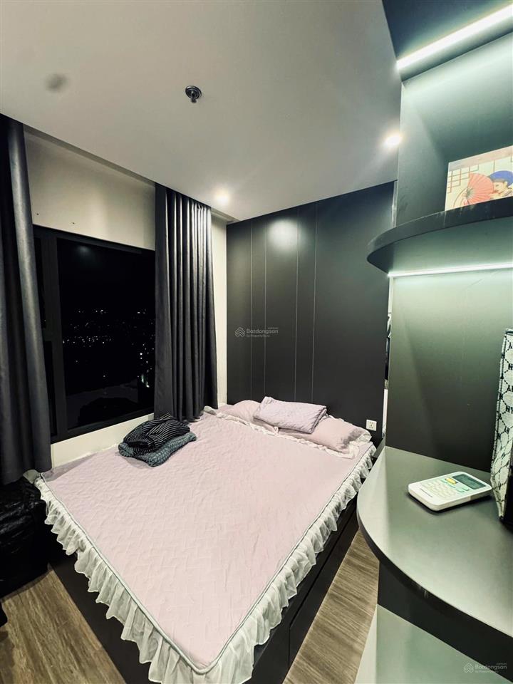 Chính chủ bán căn hộ góc 2pn+ 63,7m2 tầng trung full đồ đẹp giá 4,2 tỷ
