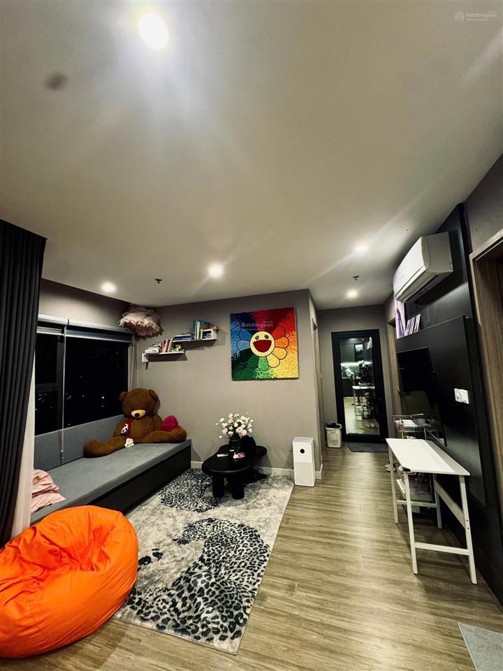 Chính chủ bán căn hộ góc 2pn+ 63,7m2 tầng trung full đồ đẹp giá 4,2 tỷ