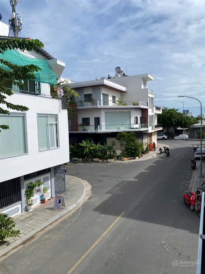 Bán nhà đường b9 kđt vcn phước long 2. đã có sổ hồng. giá chỉ  6,5 tỷ.