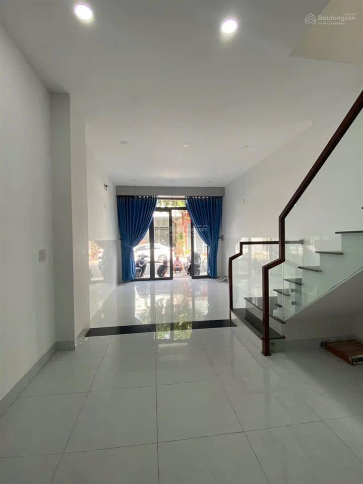 Bán nhà đường b9 kđt vcn phước long 2. đã có sổ hồng. giá chỉ  6,5 tỷ.