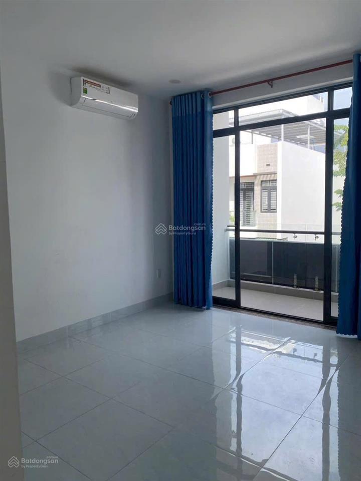 Bán nhà đường b9 kđt vcn phước long 2. đã có sổ hồng. giá chỉ  6,5 tỷ.