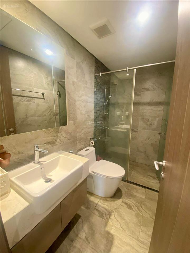Bán căn hộ chung cư vinhomes symphony, 2 ngủ 2wc, view đẹp, full nội thất