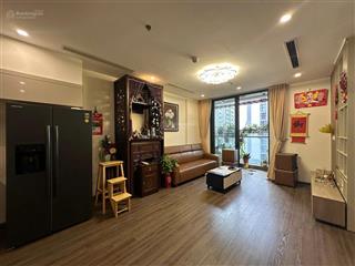 E có các căn hộ chung cư cho thuê vinhomes symphony. giá hợp lý. vào ở luôn