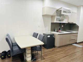 Cho thuê căn hộ chung cư vinhomes symphony, long biên. 35m. studio. full nội thất. giá 10 triệu