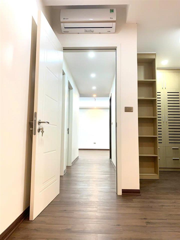 Bán căn hộ ct15 green park việt hưng, long biên. 120m. 3 ngủ 2 wc. đông nam. giá 78 triệu/m2