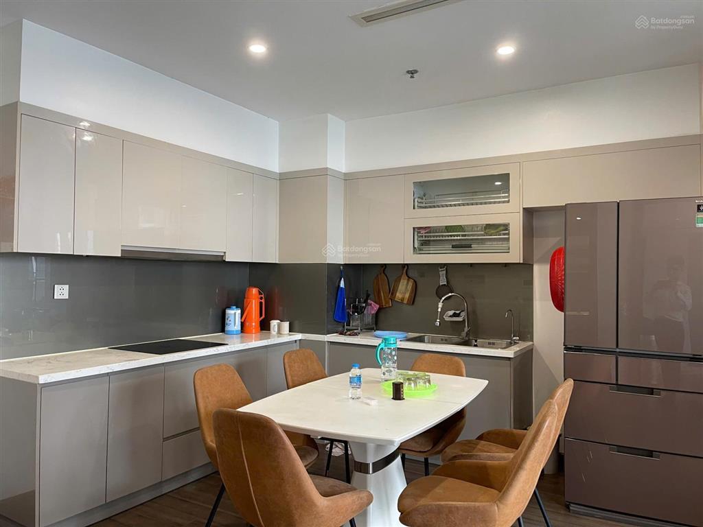 Cho thuê căn hộ rẻ nhất vinhomes symphony, long biên. 86m2 3 phòng ngủ. full nội thất giá 19 triệu