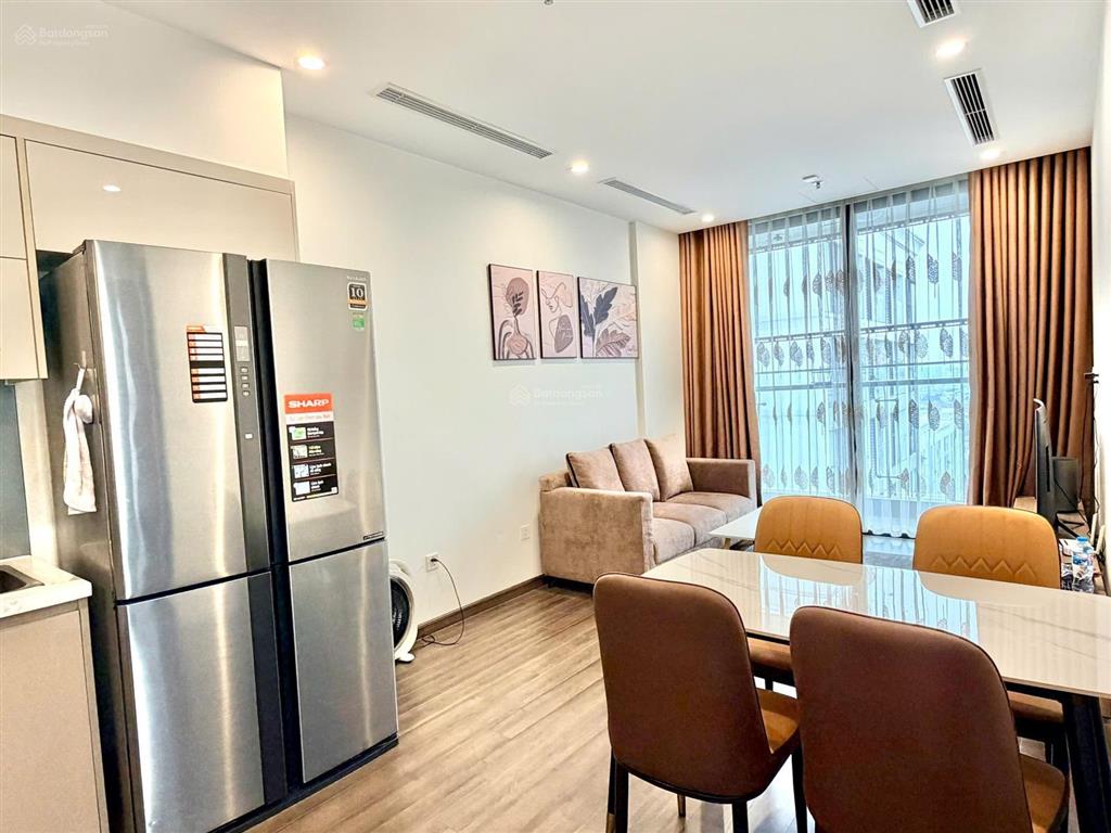 Cho thuê căn hộ góc vinhomes symphony, long biên. 66m. 2 ngủ 2vs. full nội thất giá 14 triệu