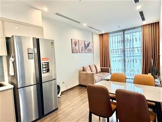 Cho thuê căn hộ góc vinhomes symphony, long biên. 66m. 2 ngủ 2vs. full nội thất giá 14 triệu