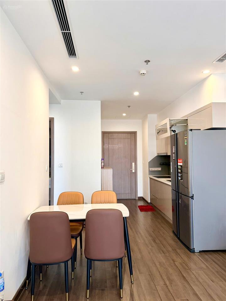 Cho thuê căn hộ góc vinhomes symphony, long biên. 66m. 2 ngủ 2vs. full nội thất giá 14 triệu
