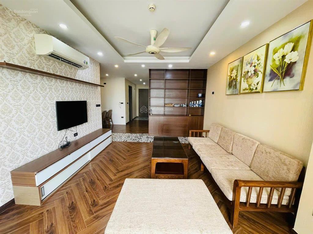 Cho thuê căn hộ ct15 green park việt hưng. 100m2 3 ngủ 2 vs. full nội thất. giá 13 triệu
