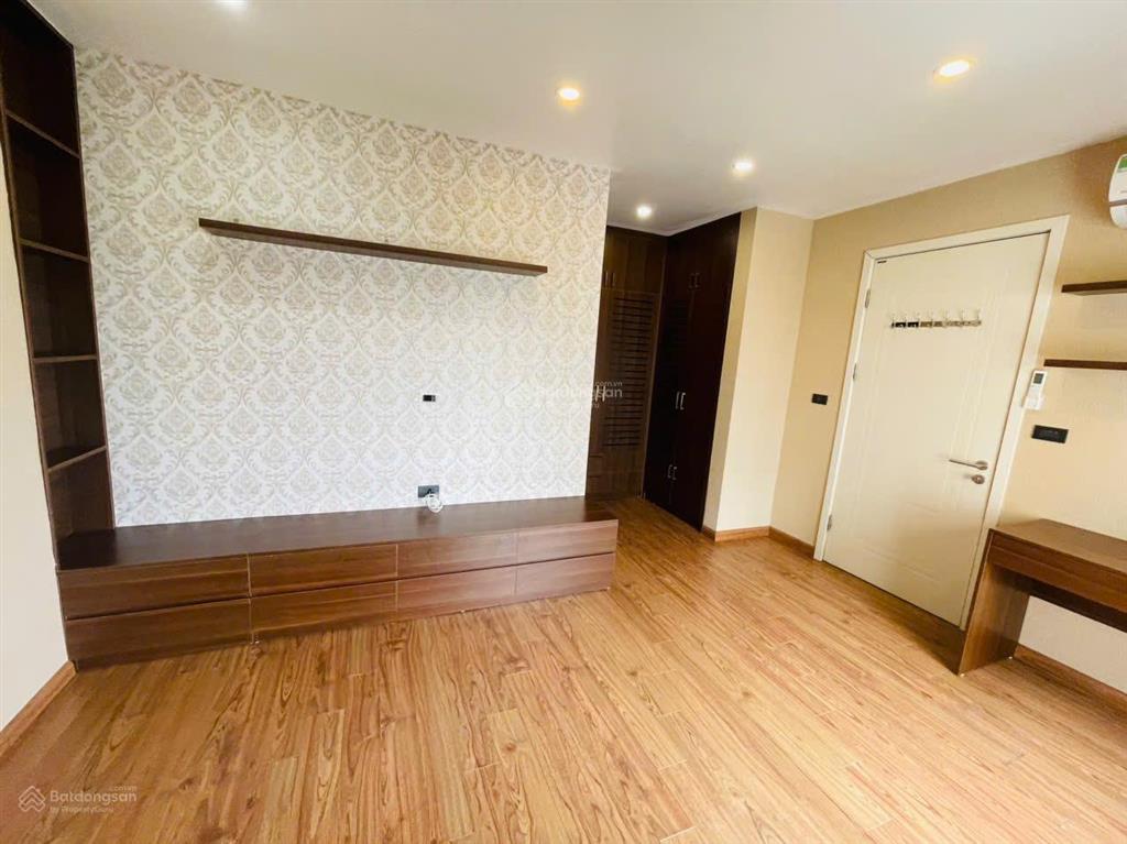 Cho thuê căn hộ ct15 green park việt hưng. 100m2 3 ngủ 2 vs. full nội thất. giá 13 triệu