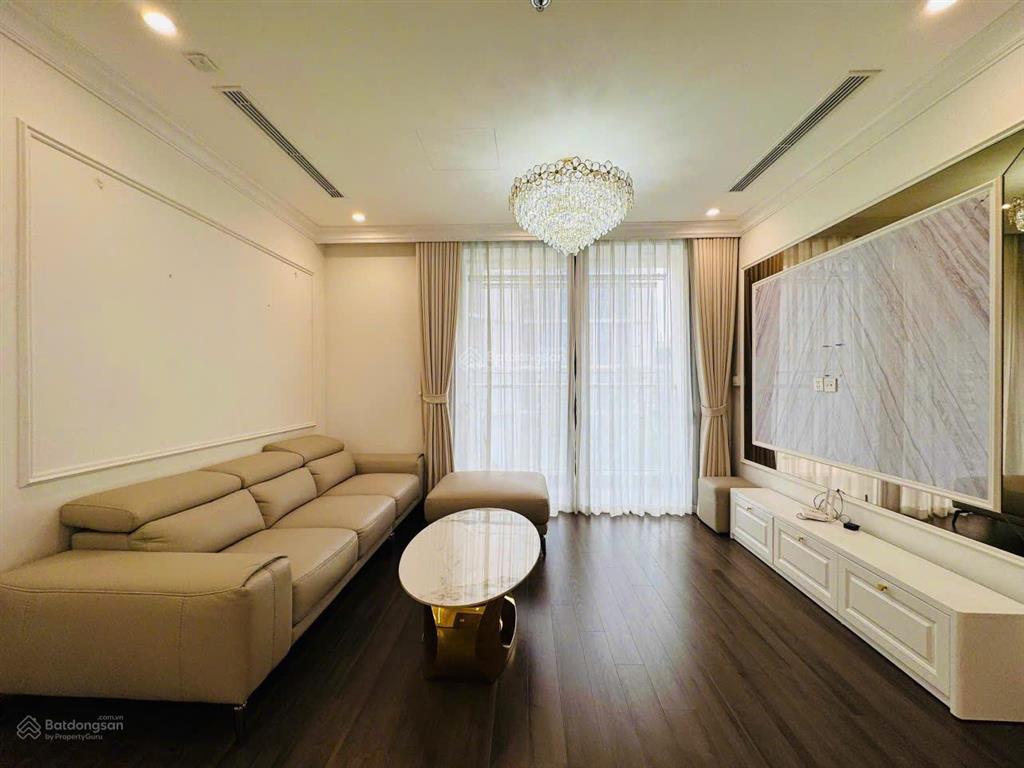 Cho thuê cặp căn hộ đập thông vinhomes symphony, long biên. 110m. 3 ngủ 3 wc. nội thất mới