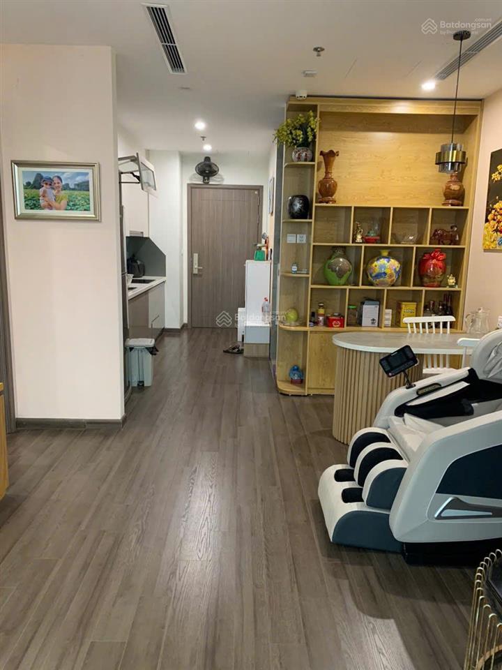 Cho thuê chung cư vinhomes symphony, 2 ngủ sửa thành 1 ngủ rộng 54m. giá 12 triệu/tháng