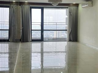 Cho thuê căn hộ chung cư mipec, long biên. 150m. 3 ngủ 2 vs. rộng nhất tòa. giá 20 triệu/tháng