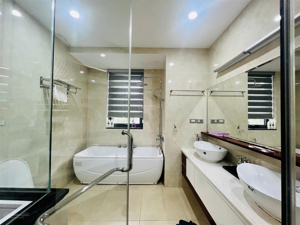 Chỉ 15 triệu/tháng biệt thự xanh villas 4pn, có bể bơi, full máy giặt & máy sấy