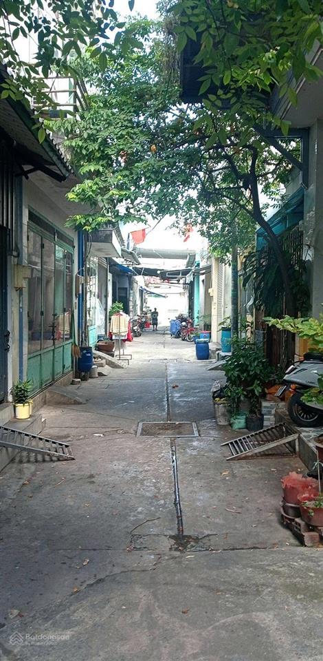 Nhà chính chủ thương lượng,vi tri giáp khu ten lua,bv binh tan,thuận tiện di chuyển ra ql1...
