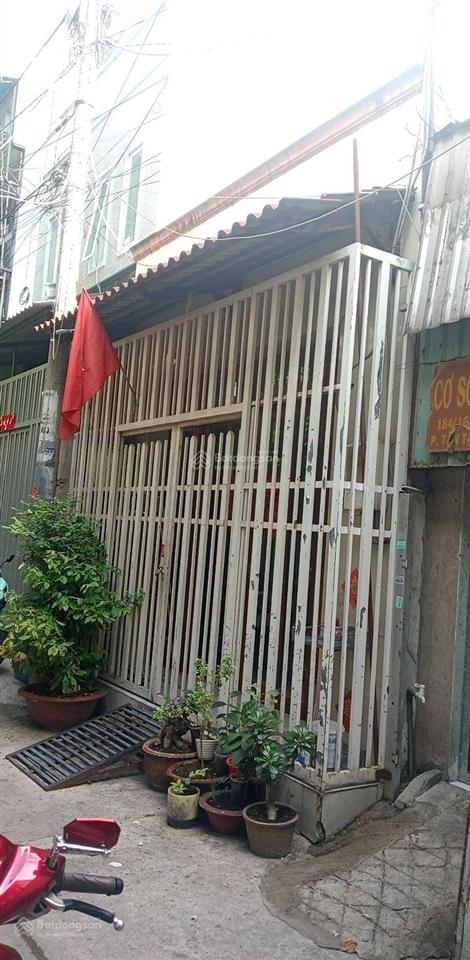 Nhà chính chủ thương lượng,vi tri giáp khu ten lua,bv binh tan,thuận tiện di chuyển ra ql1...