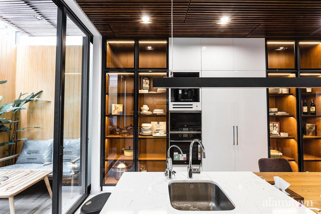 Hxh 8m thảm nhựa lý thường kiệt,tân bình 23,5 tỷ 135m2 trệt 2 lầu,chủ đang tự kinh doanh