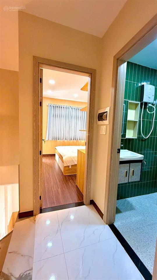 Siêu hiếm chdv mặt tiền 8m bàu cát 1, 36.5 tỷ, 150m2,trệt 4 lầu thang máy,dòng tiền 100tr/tháng