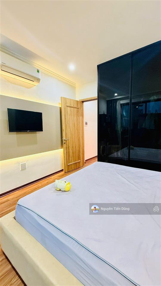 Chủ cần bán nhà nguyễn sơn 50m2, ô tô đỗ cửa, gần phố, nhà đẹp ở ngay, giá 12.5 tỷ