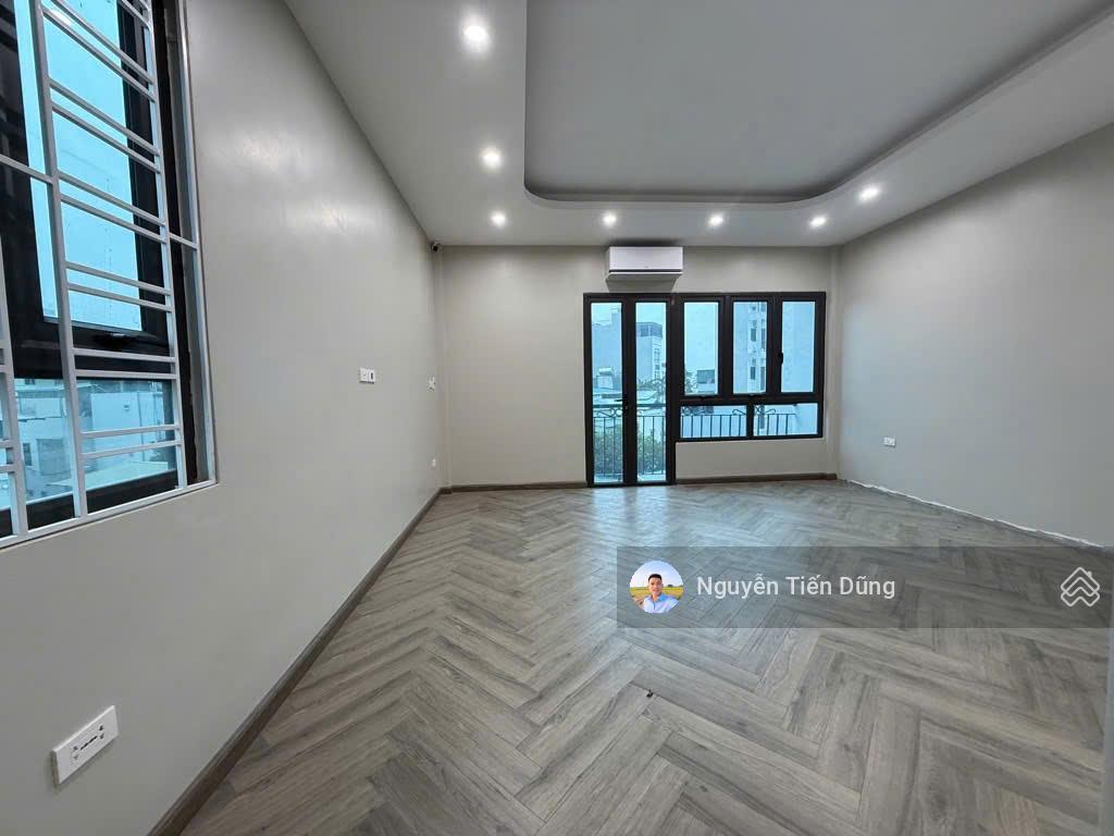 Nhà đẹp ở ngay, hoàng như tiếp long biên, 48m2, 6 tầng thang máy, full nội thất cao cấp, giá 14 tỷ