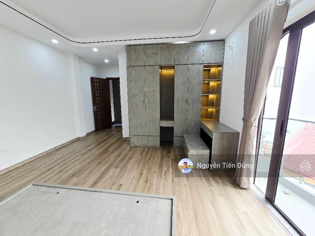 Nhà 5t phố gia thụy, nguyễn văn cừ, 60m2, lô góc, thang máy, full nội thất, chỉ 12,9 tỷ