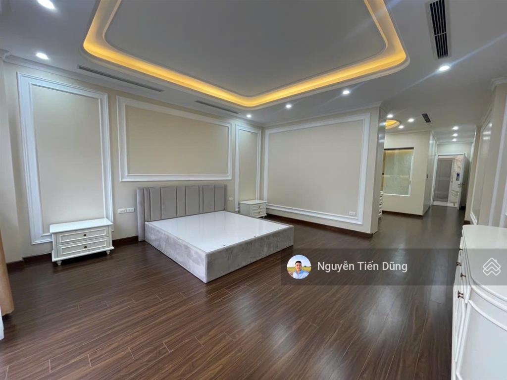 Siêu phẩm hoàng như tiếp, 103m2, mặt tiền rộng 5.7m, gara ô tô, full nội thất tiền tỷ, chỉ 23,7 tỷ