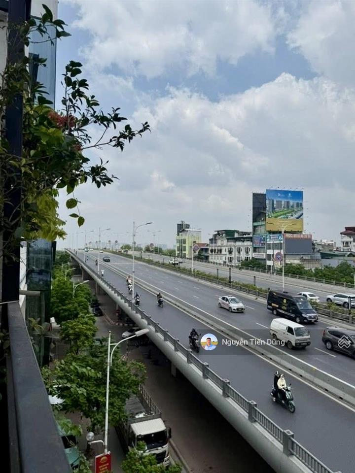 Hiếm! nhà 5 tầng lô góc, 3 thoáng, 53m2, hoàng như tiếp thông hồng tiến, gần phố cổ, chỉ 10,8 tỷ
