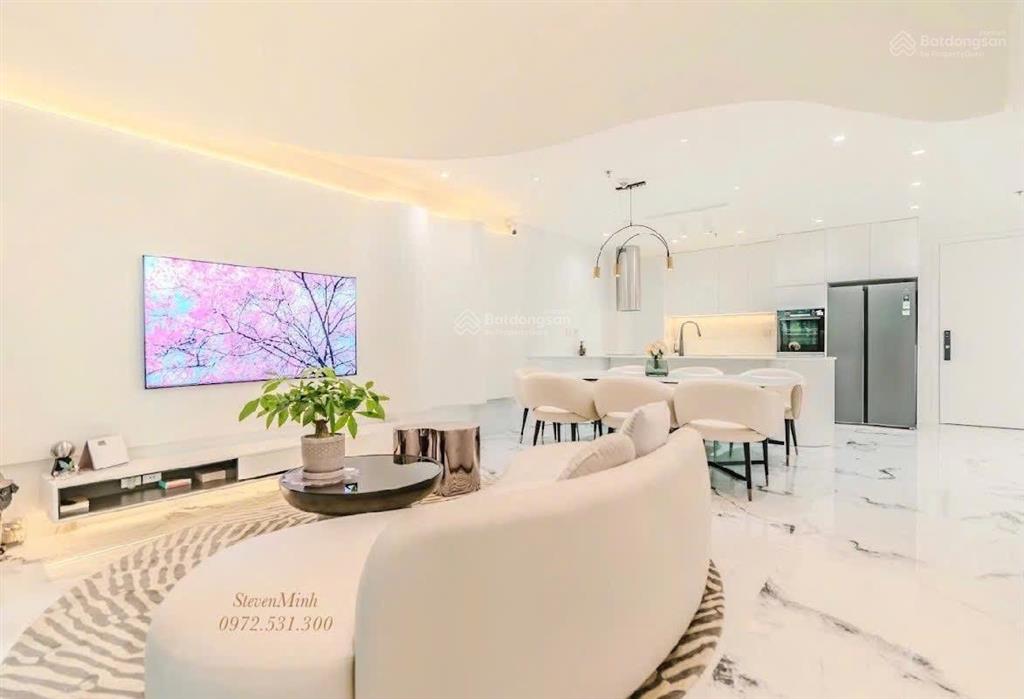 Cho thuê duplex tại the river thủ thiêm, 100 triệu, 139m2, 3pn, 1pk, 3wc, mở cửa ra hồ bơi 5 sao