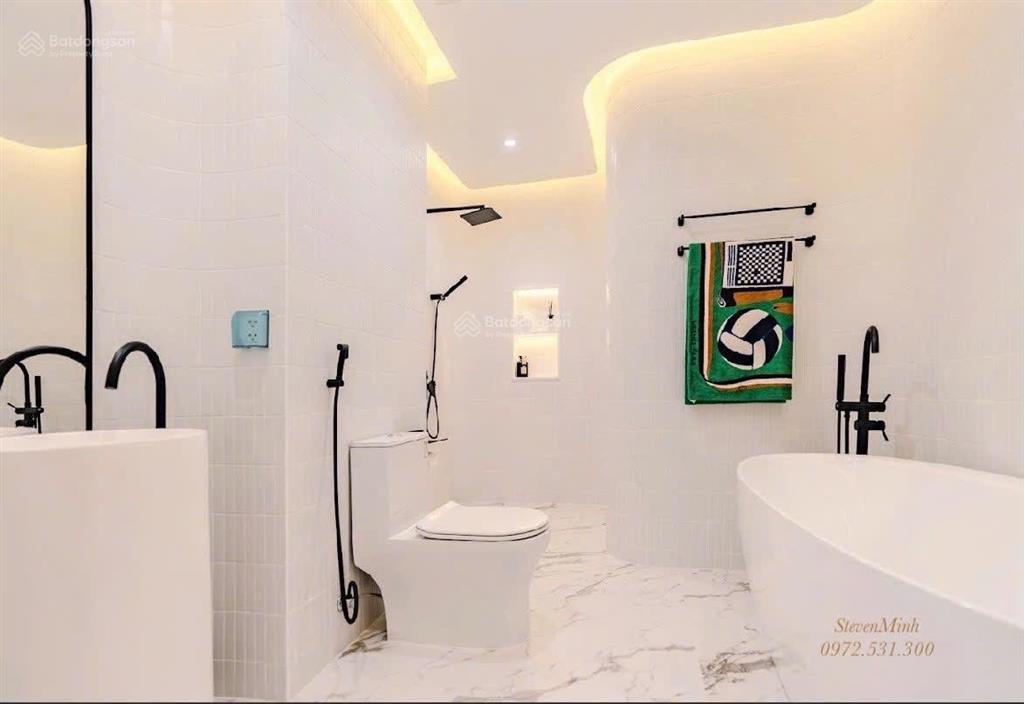 Cho thuê duplex tại the river thủ thiêm, 100 triệu, 139m2, 3pn, 1pk, 3wc, mở cửa ra hồ bơi 5 sao
