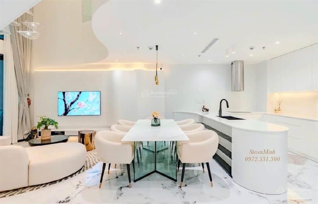 Cho thuê duplex tại the river thủ thiêm, 100 triệu, 139m2, 3pn, 1pk, 3wc, mở cửa ra hồ bơi 5 sao