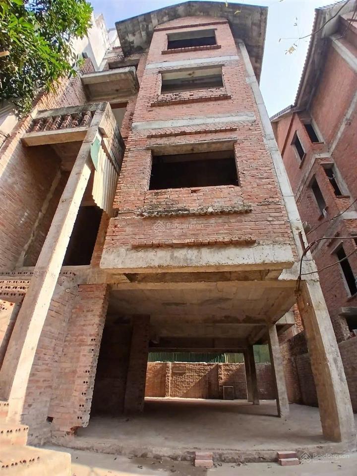 Cho thuê bt 120m2, giá siêu hời tại khu đô thị cầu bươu, hà nội