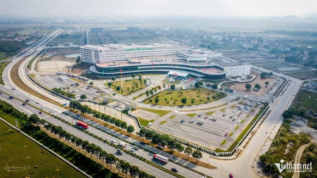 Gia đình cần tiền muốn bán khu cán bộ bạch mai 2 giá cả thương lượng  e linh 0397 440 ***