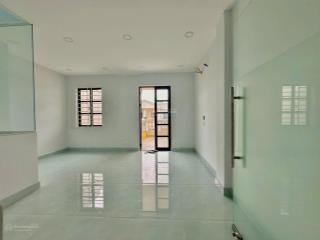 Cho thuê văn phòng cityland giá chỉ 5tr diện tích 35m2