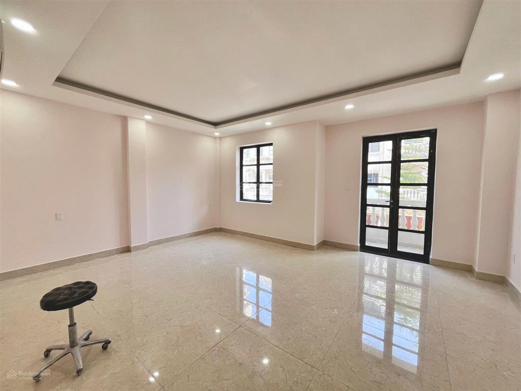 Cho thuê nhà nguyên căn cityland gía 60tr tl