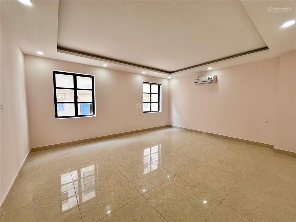 Cho thuê nhà nguyên căn cityland gía 60tr tl